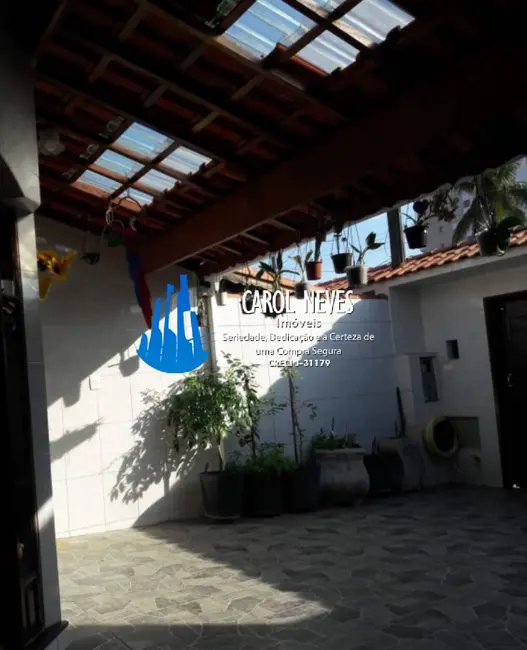 Foto 3 de Sobrado com 3 quartos à venda, 136m2 em Mongagua - SP