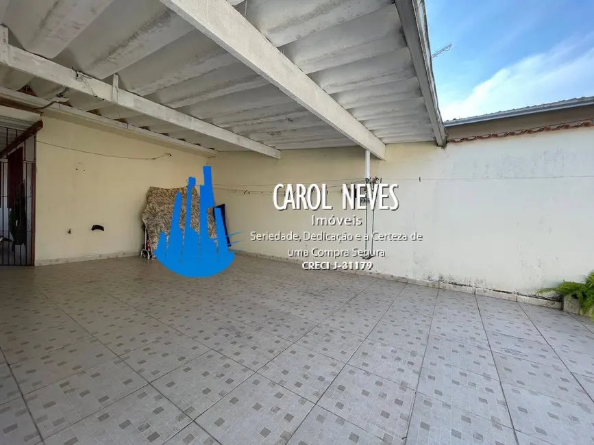 Foto 2 de Casa com 2 quartos à venda, 69m2 em Mongagua - SP