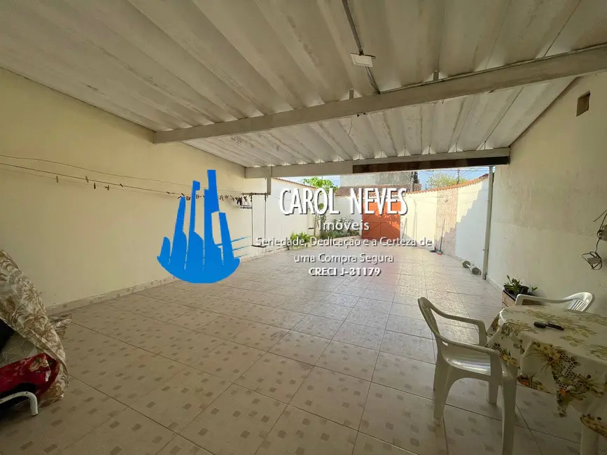 Foto 4 de Casa com 2 quartos à venda, 69m2 em Mongagua - SP