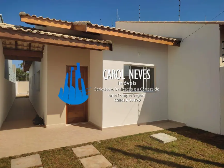 Foto 2 de Casa com 2 quartos à venda, 73m2 em Itanhaem - SP