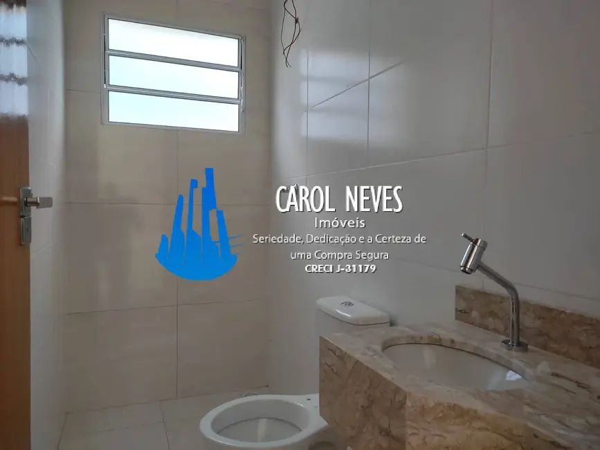 Foto 4 de Casa com 2 quartos à venda, 73m2 em Itanhaem - SP