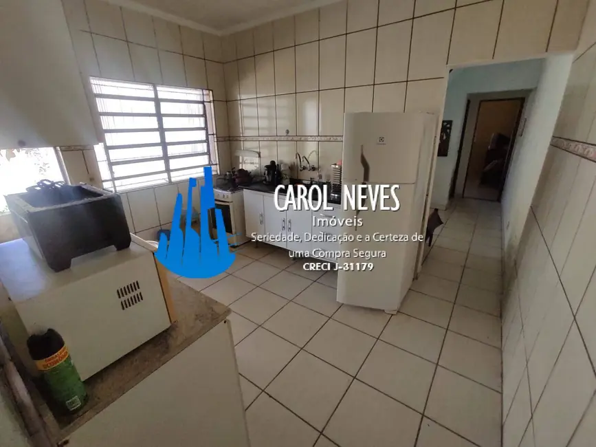 Foto 8 de Sobrado com 3 quartos à venda, 138m2 em Mongagua - SP