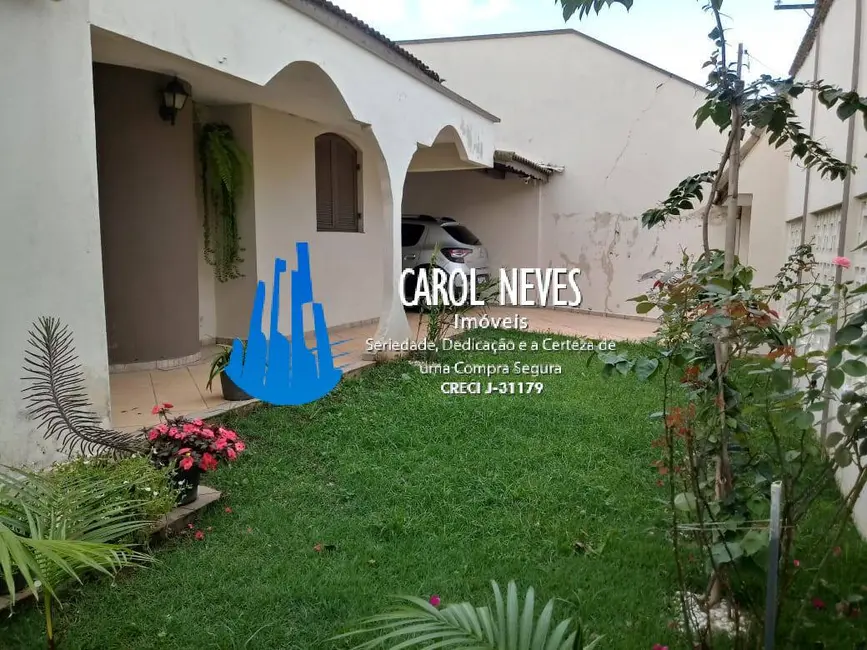 Foto 3 de Casa com 3 quartos à venda, 200m2 em Mongagua - SP