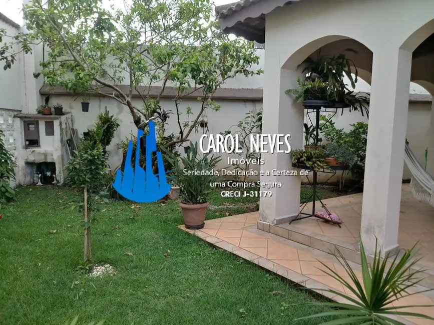 Foto 2 de Casa com 3 quartos à venda, 200m2 em Mongagua - SP