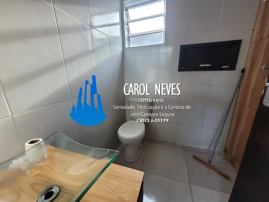 Foto 8 de Casa com 2 quartos à venda, 66m2 em Itanhaem - SP