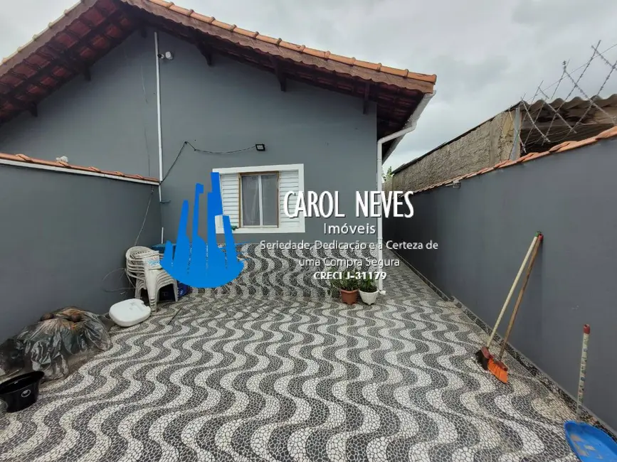 Foto 2 de Casa com 2 quartos à venda, 68m2 em Mongagua - SP