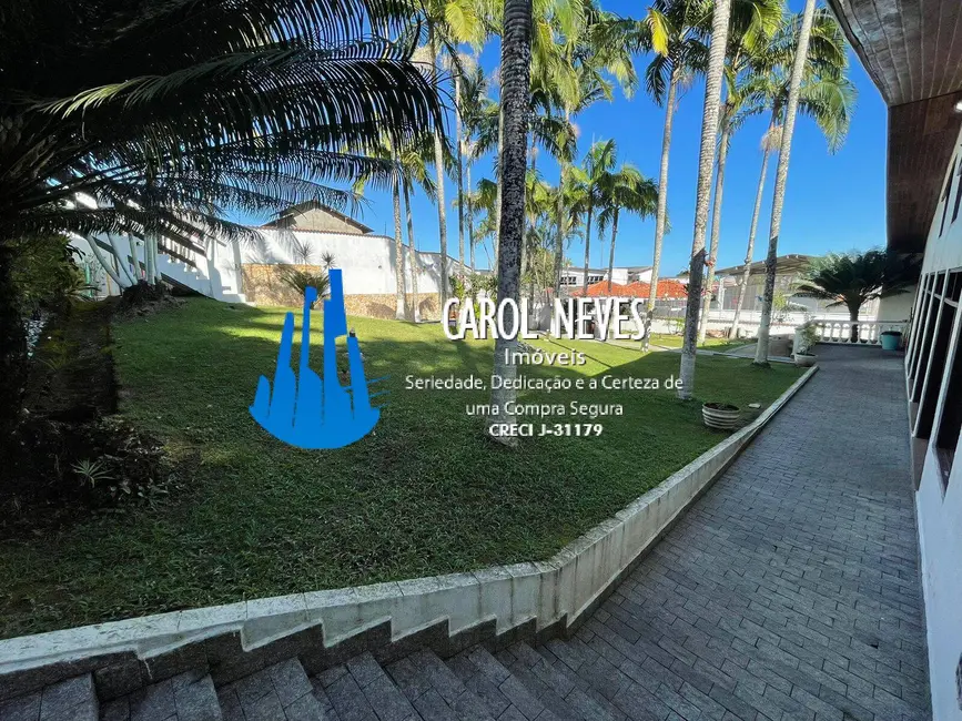 Foto 6 de Casa com 8 quartos à venda, 800m2 em Itanhaem - SP