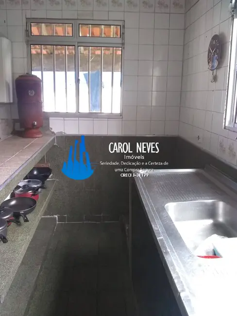 Casa com 2 quartos à venda, 190m2 em Agenor de Campos, Mongagua - SP - imagem 8 Foto 8 de Casa com 2 quartos à venda, 190m2 em Agenor de Campos, Mongagua - SP