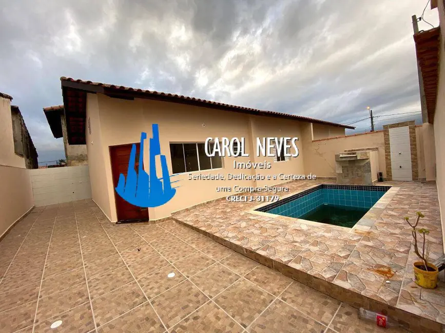 Foto 2 de Casa com 2 quartos à venda, 60m2 em Itanhaem - SP