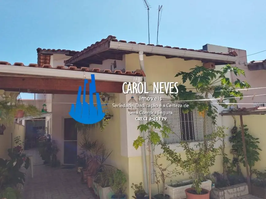 Foto 1 de Casa com 2 quartos à venda, 80m2 em Itanhaem - SP