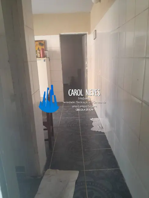 Foto 9 de Casa com 2 quartos à venda, 30m2 em Mongagua - SP
