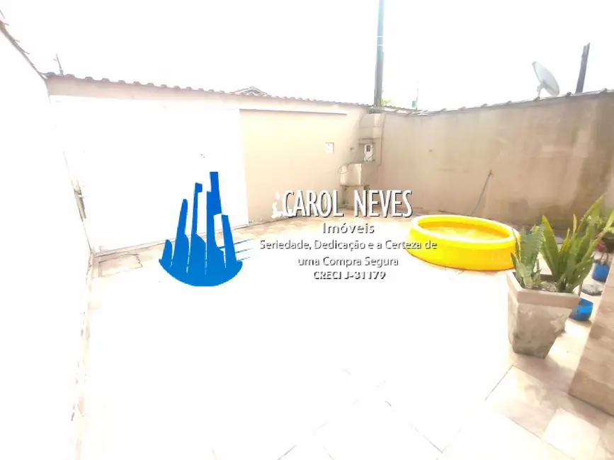 Foto 2 de Casa com 2 quartos à venda, 80m2 em Mongagua - SP