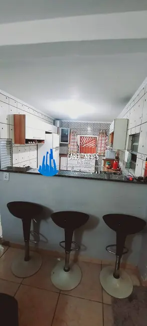 Foto 3 de Casa com 2 quartos à venda, 80m2 em Mongagua - SP