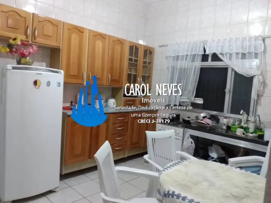 Foto 2 de Casa com 2 quartos à venda, 105m2 em Mongagua - SP
