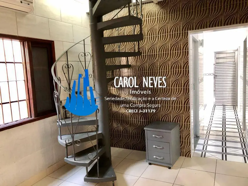 Foto 9 de Sobrado com 5 quartos à venda, 250m2 em Mongagua - SP