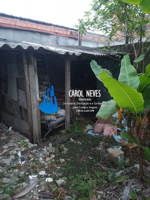 Foto 3 de Casa com 2 quartos à venda, 225m2 em Mongagua - SP