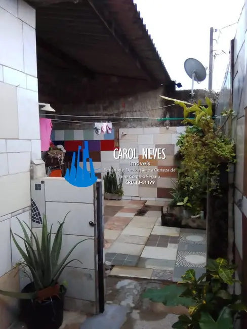 Foto 9 de Casa com 2 quartos à venda, 60m2 em Mongagua - SP