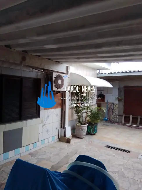 Foto 4 de Casa com 2 quartos à venda, 60m2 em Mongagua - SP