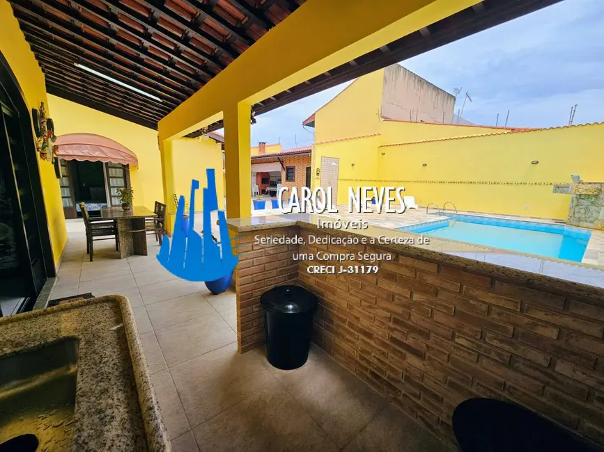 Foto 1 de Casa com 4 quartos à venda, 298m2 em Itanhaem - SP