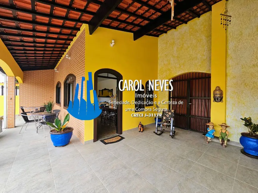 Foto 3 de Casa com 4 quartos à venda, 298m2 em Itanhaem - SP