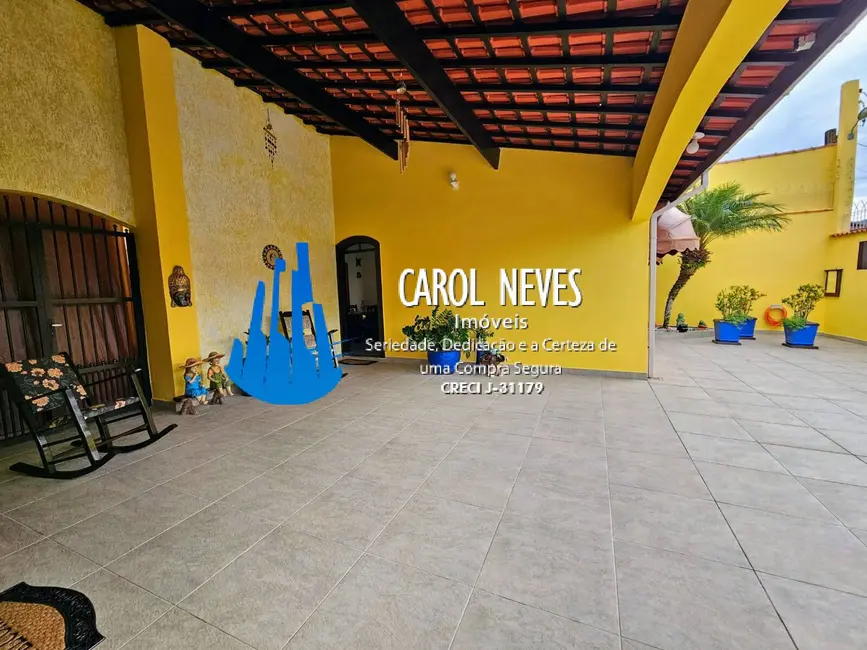 Foto 6 de Casa com 4 quartos à venda, 298m2 em Itanhaem - SP