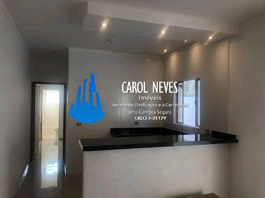 Foto 2 de Casa com 2 quartos à venda, 66m2 em Itanhaem - SP