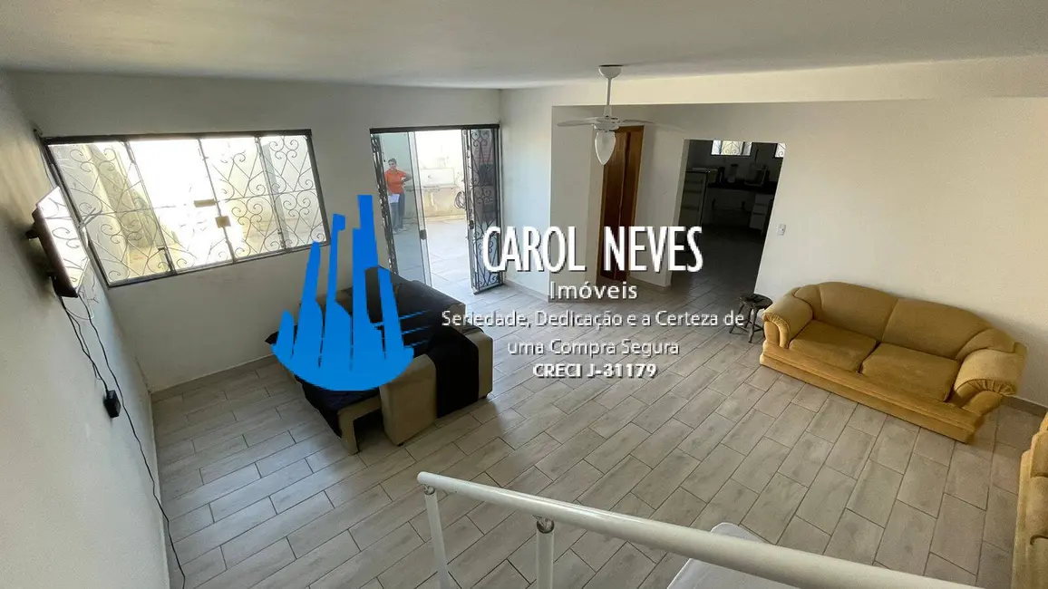 Foto 2 de Sobrado com 3 quartos à venda, 70m2 em Mongagua - SP