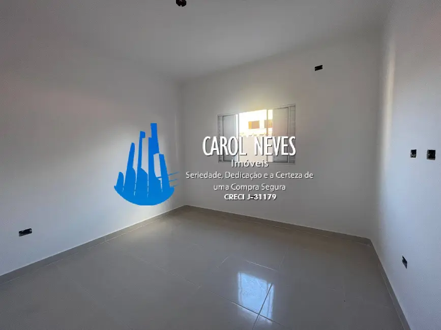 Foto 9 de Casa com 2 quartos à venda, 82m2 em Itanhaem - SP