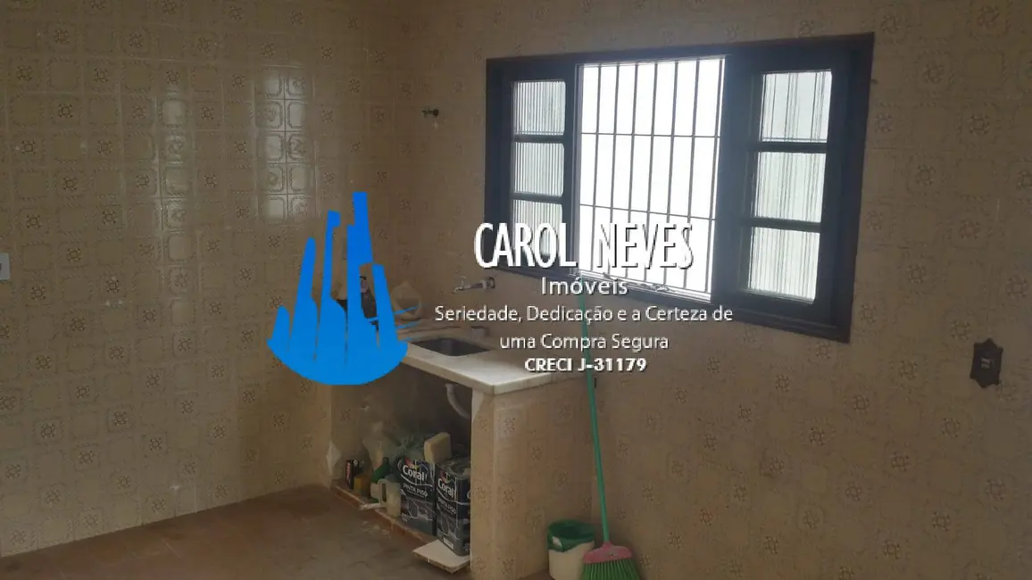 Foto 2 de Casa com 2 quartos à venda, 76m2 em Mongagua - SP