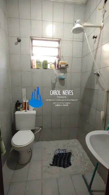 Foto 9 de Casa com 2 quartos à venda, 200m2 em Mongagua - SP
