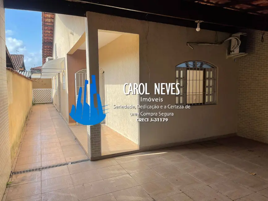Casa com 2 quartos à venda em Mongagua - SP - imagem 1 Foto 1 de Casa com 2 quartos à venda em Mongagua - SP