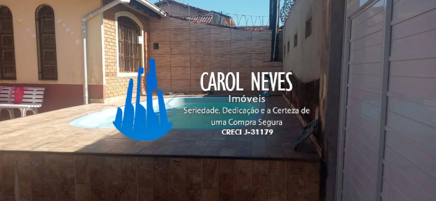 Foto 2 de Casa com 2 quartos à venda, 187m2 em Mongagua - SP