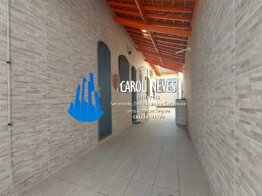 Foto 1 de Casa com 2 quartos à venda, 132m2 em Mongagua - SP