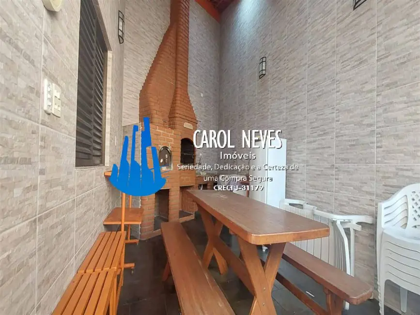 Foto 9 de Casa com 2 quartos à venda, 132m2 em Mongagua - SP