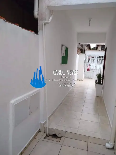 Foto 2 de Casa com 2 quartos à venda, 65m2 em Praia Grande - SP