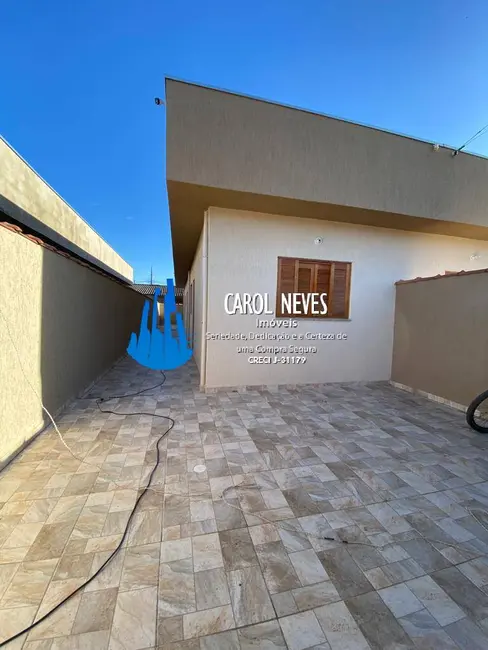 Foto 1 de Casa com 2 quartos à venda, 50m2 em Itanhaem - SP