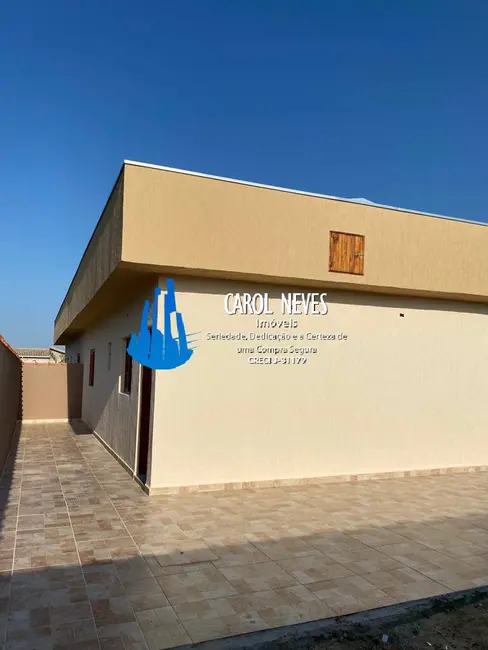 Foto 2 de Casa com 2 quartos à venda, 58m2 em Itanhaem - SP