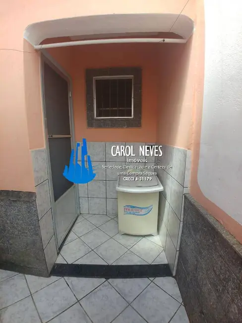 Foto 9 de Casa com 2 quartos à venda, 81m2 em Mongagua - SP