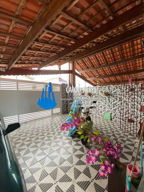 Foto 2 de Casa com 2 quartos à venda, 125m2 em Mongagua - SP