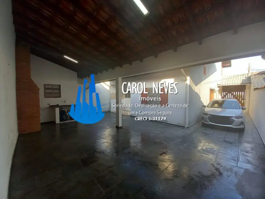Foto 1 de Casa com 3 quartos à venda, 157m2 em Itanhaem - SP