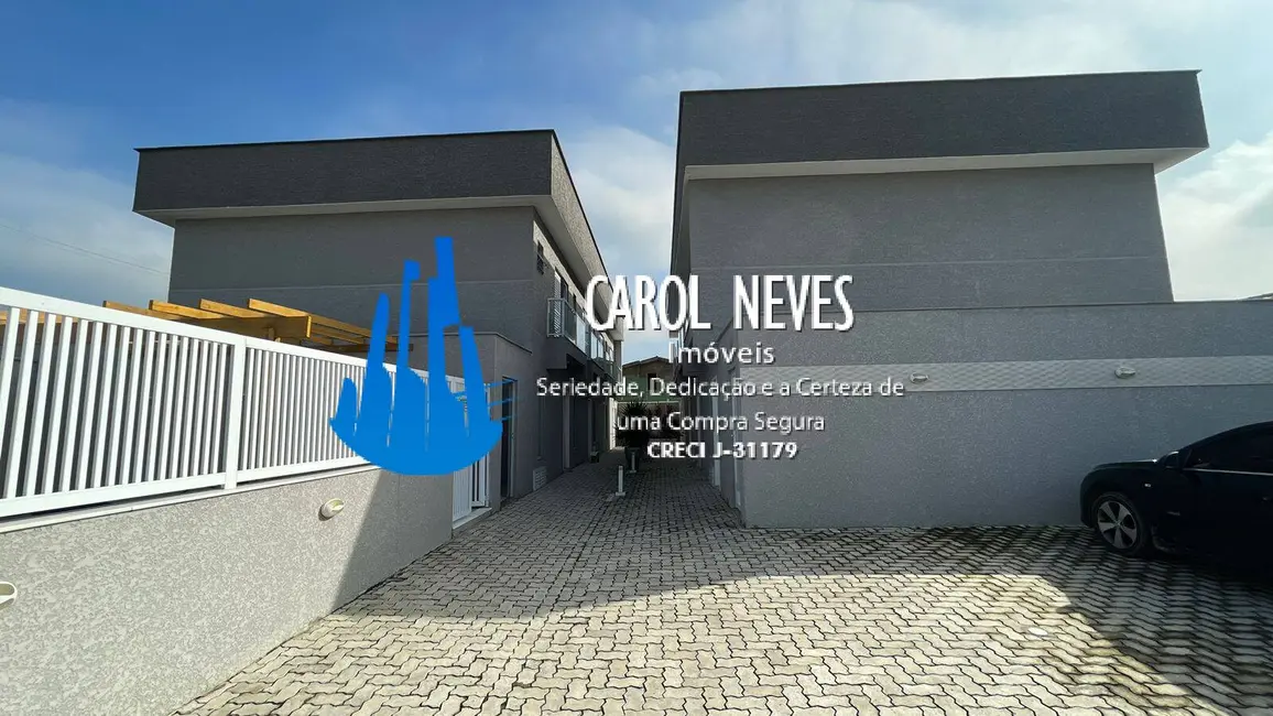 Foto 2 de Casa com 2 quartos à venda, 74m2 em Itanhaem - SP