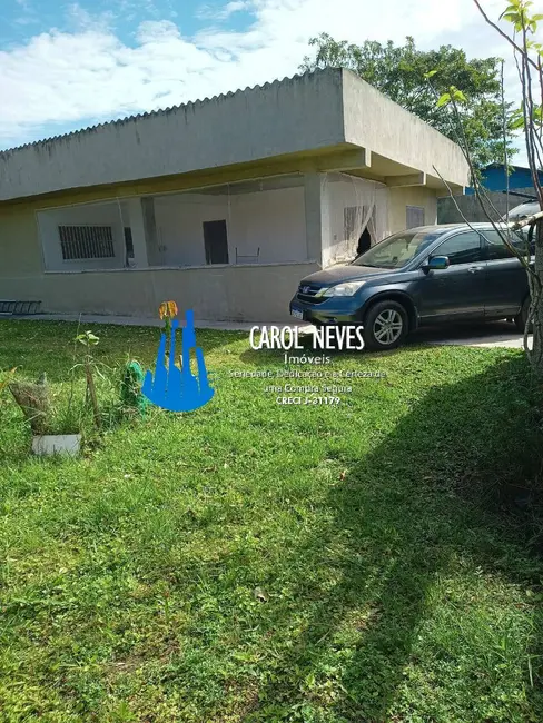 Foto 2 de Casa com 4 quartos à venda, 168m2 em Peruibe - SP