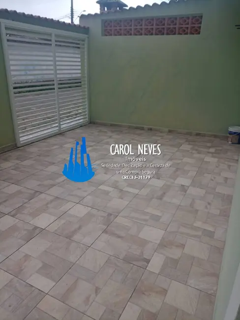 Foto 2 de Sobrado com 2 quartos à venda, 65m2 em Mongagua - SP