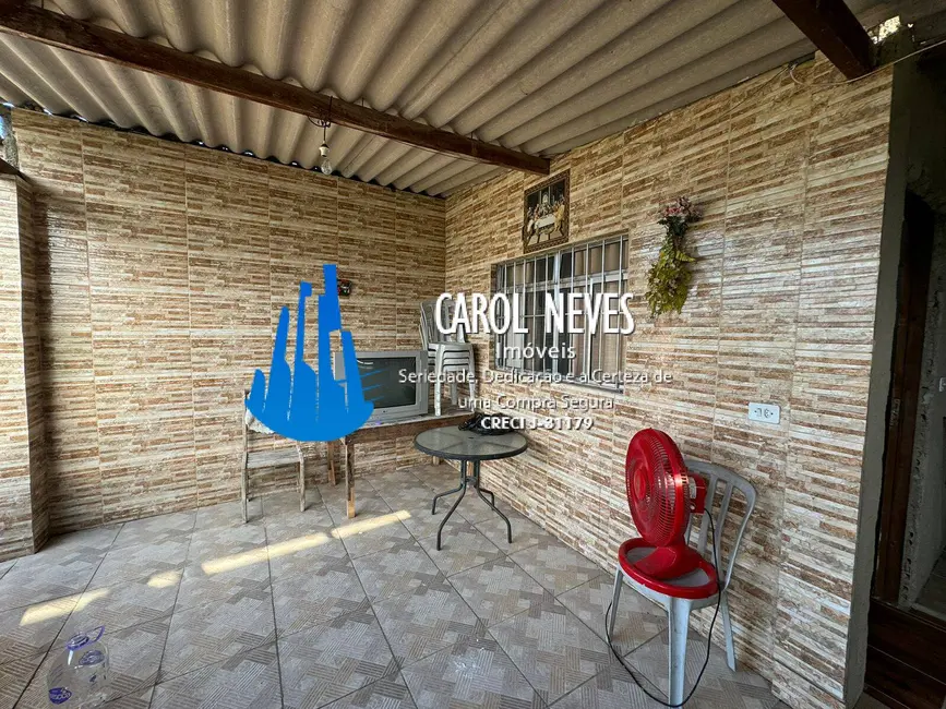 Foto 4 de Sobrado com 4 quartos à venda, 165m2 em Mongagua - SP