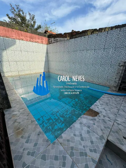 Foto 3 de Sobrado com 4 quartos à venda, 165m2 em Mongagua - SP