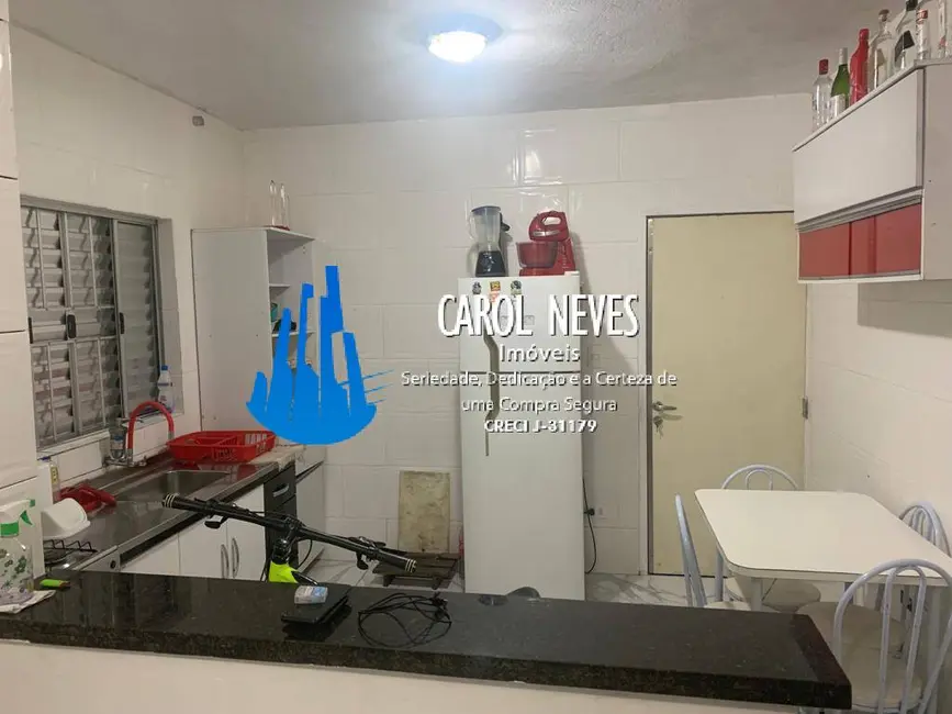 Casa com 1 quarto à venda e para alugar em Mongagua - SP - imagem 5 Foto 5 de Casa com 1 quarto à venda e para alugar em Mongagua - SP