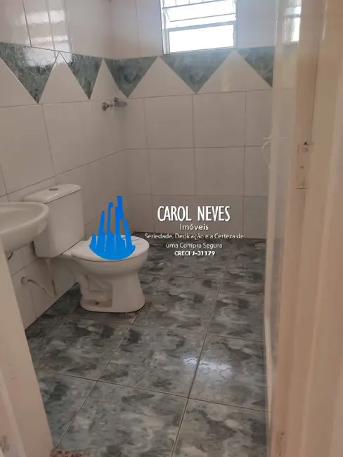 Foto 8 de Casa com 2 quartos à venda, 61m2 em Mongagua - SP