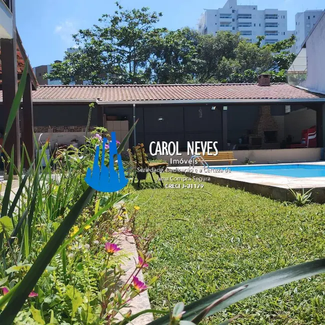 Foto 8 de Sobrado com 4 quartos à venda, 382m2 em Mongagua - SP