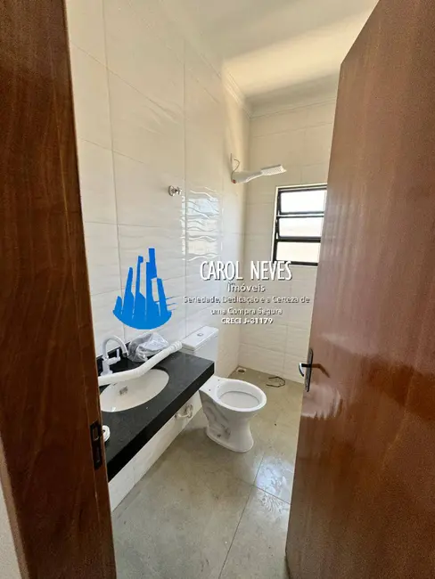 Foto 7 de Casa com 2 quartos à venda, 65m2 em Itanhaem - SP