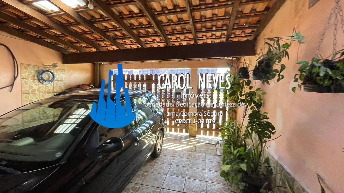 Foto 4 de Casa com 4 quartos à venda, 145m2 em Mongagua - SP